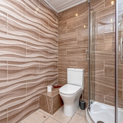 Spin Drift Bathroom