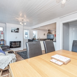 Spin Drift Kitchen