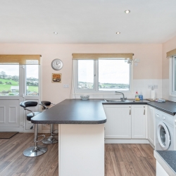 Tan Dinas Lodge