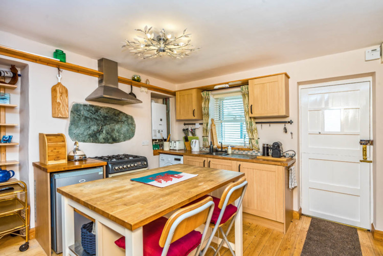 Penrhyn Cottage Kitchen