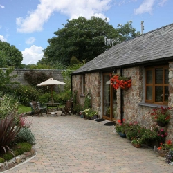 Coach House Faner