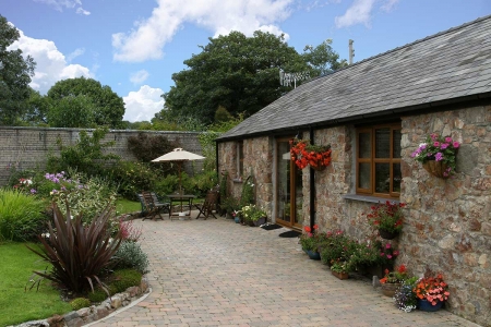 Coach House Faner