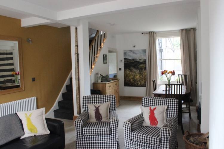 Guillemot Lounge