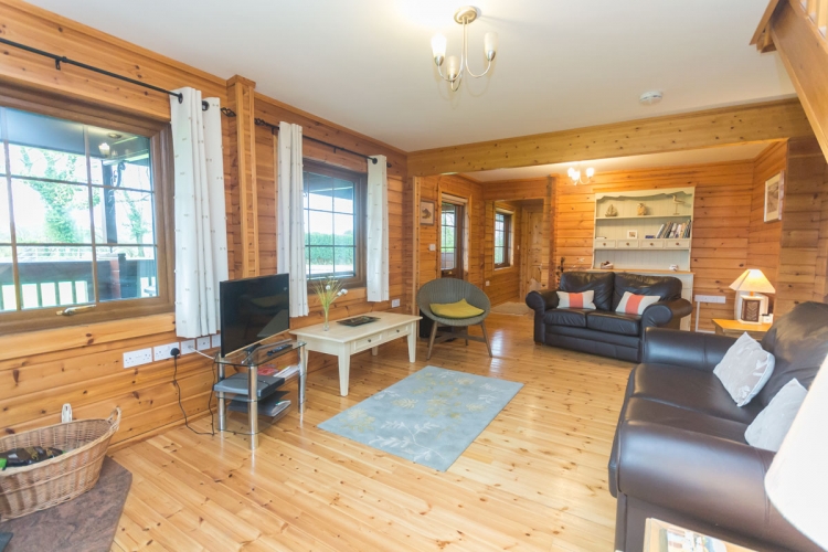 Coastal Holidays Lounge