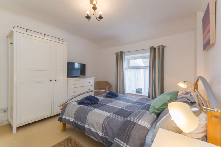 Ger Y Bae Bedroom