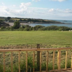 Tan Dinas Lodge