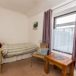 Ger Y Bae Bedroom