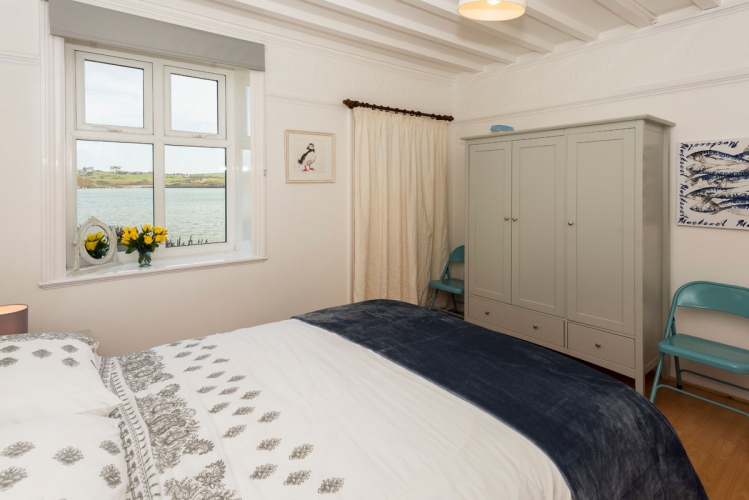 The Moorings Bedroom