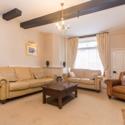 Kings House Lounge