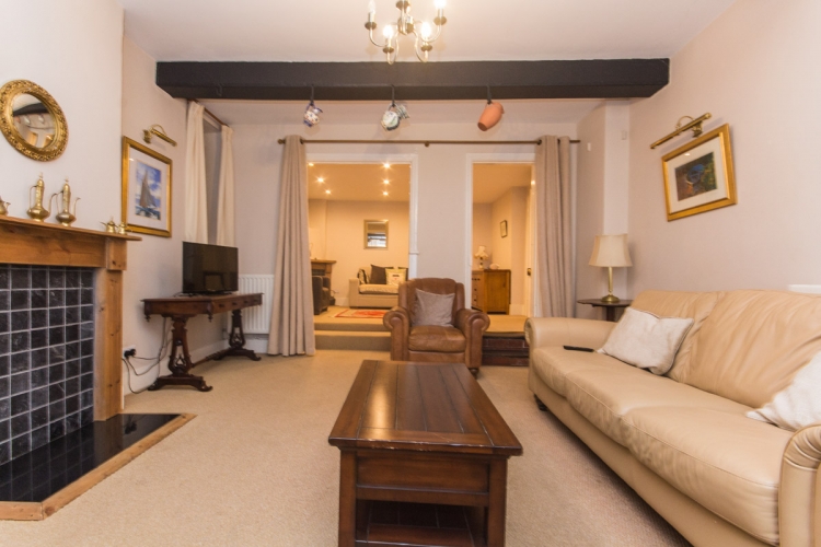Kings House Lounge